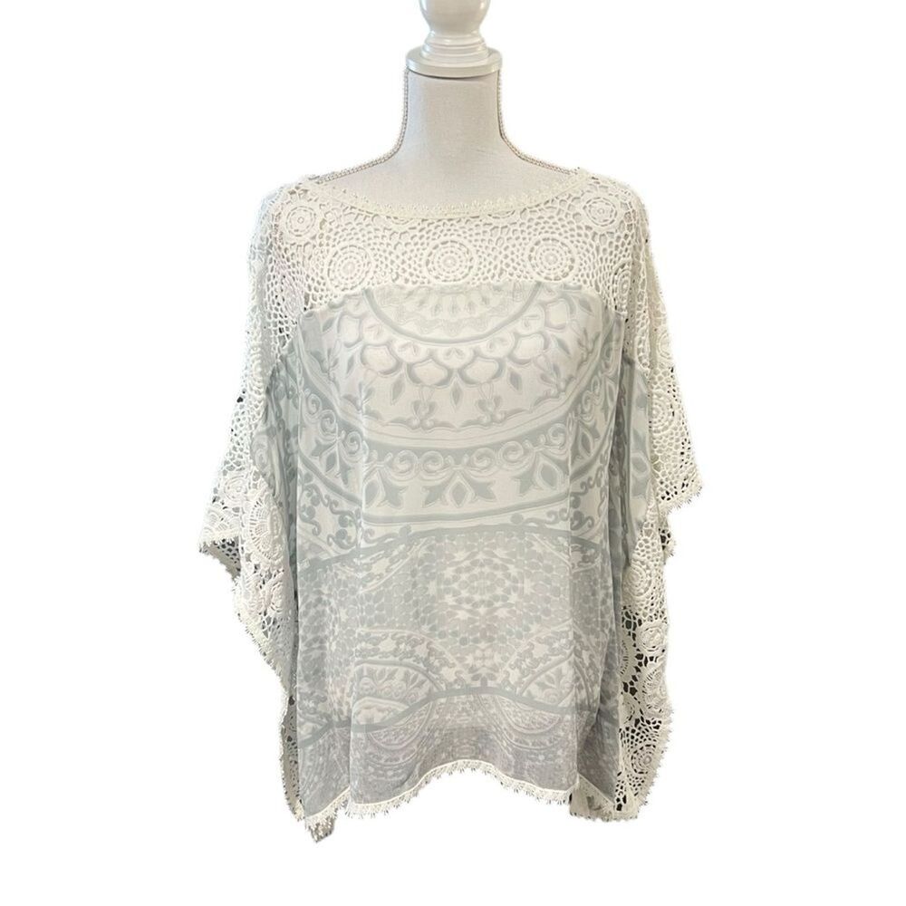 Hale Bob Beachy Mandala Print Tunic Top Sz M Grey White Crochet Trim Boho Resort